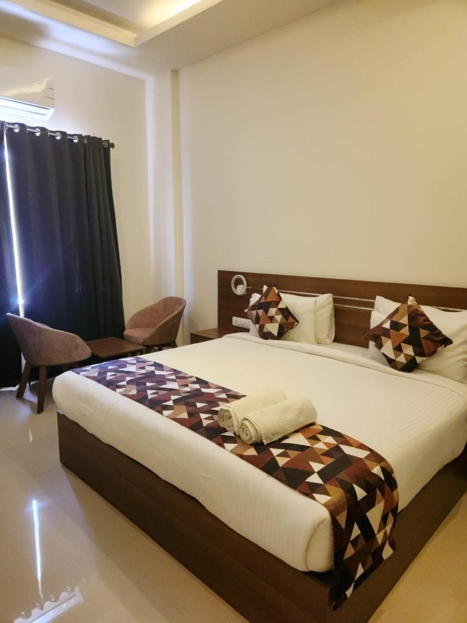 Le Sanara Residency Hotel Thanniyam Exterior photo